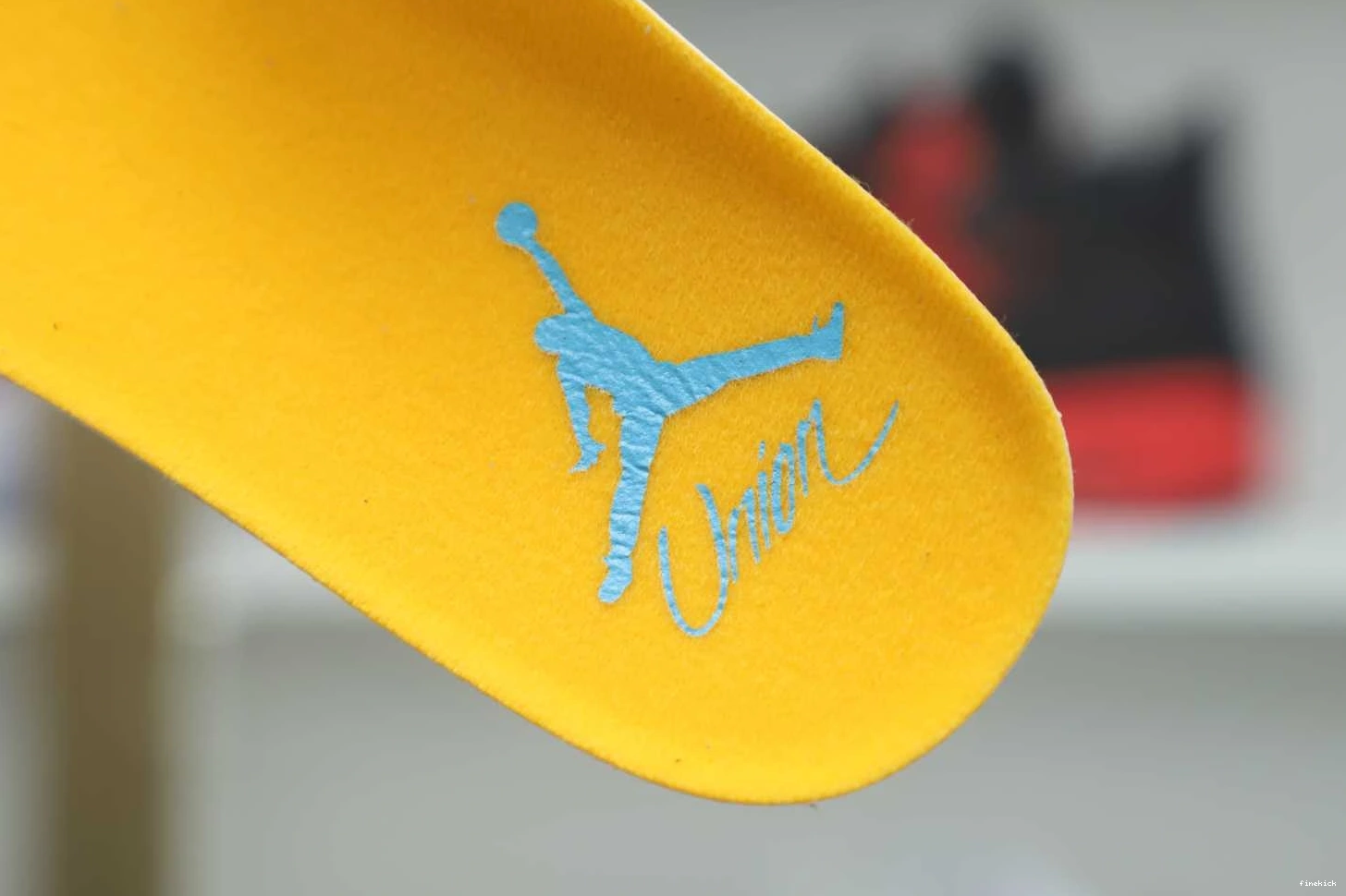 UNION RETRO 4 X 'TAUPE JORDAN HAZE' AIR LA 1210